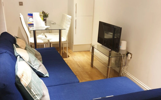 Everest Apartments Aldershot by SAZ Living