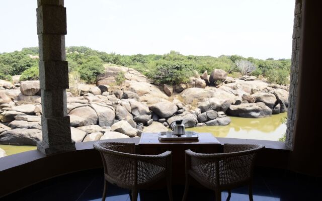 Hampis Boulders Resort