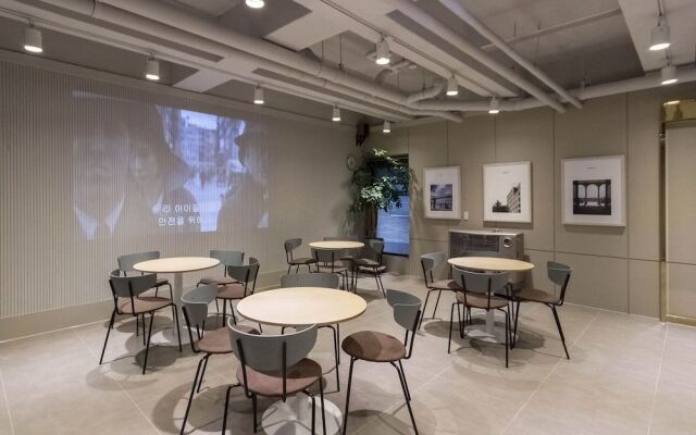 Brown Dot Hotel Geoje