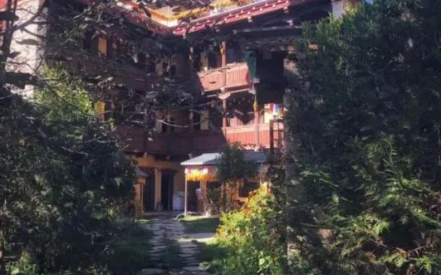 Shangmo Culture Theme Hotel