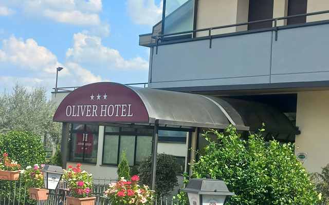Oliver Hotel