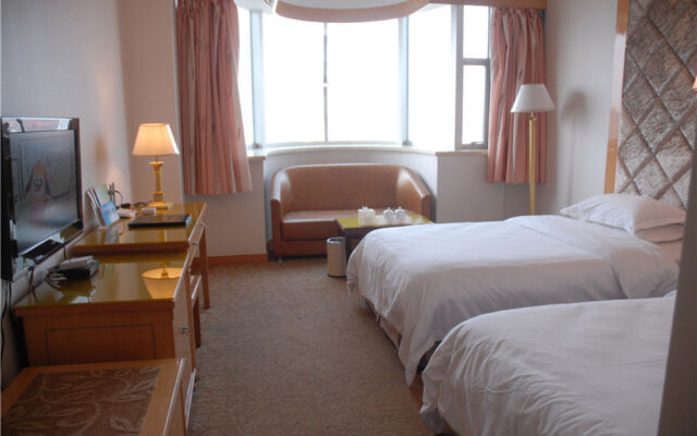 Xinyang Sunny Hotel
