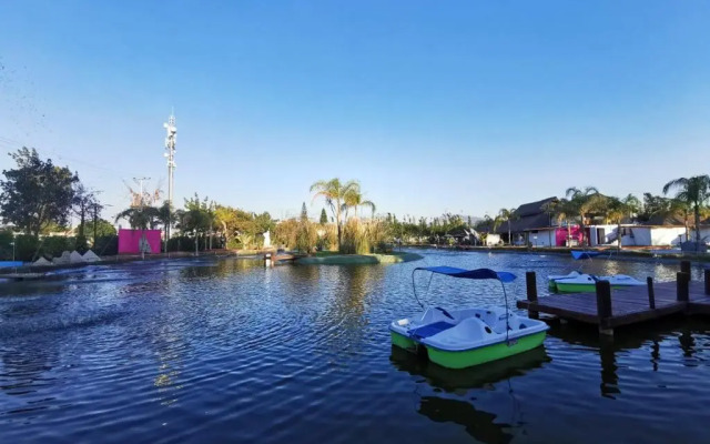 Casa Flores Hotel & Spa