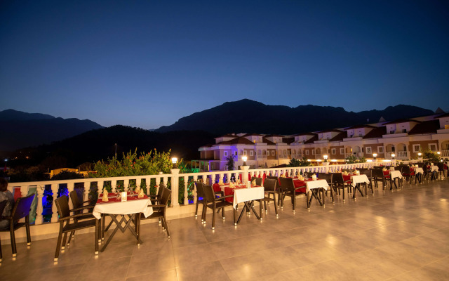 Viking Garden Hotel