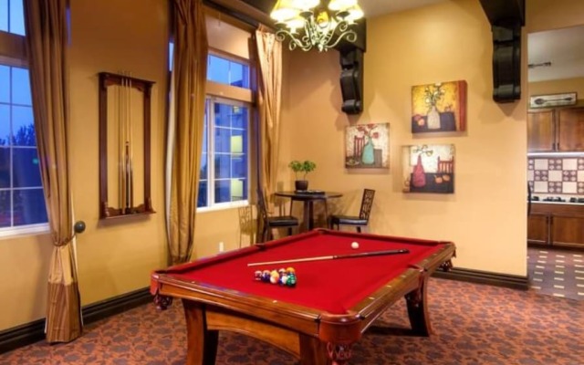 Bluebird Suites in Santa Clara