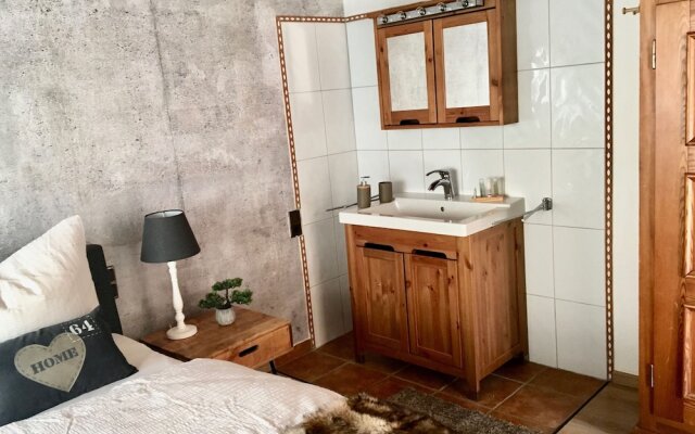 Belle Kitz Apartment 3