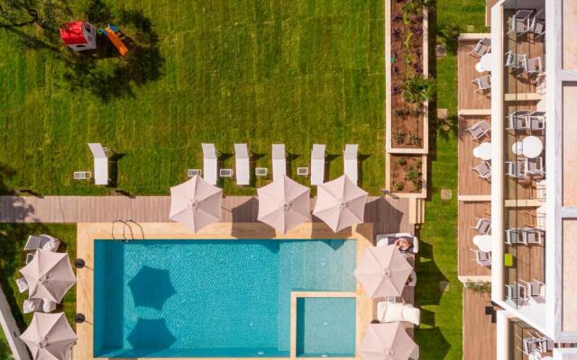 B&D Luxury Suites
