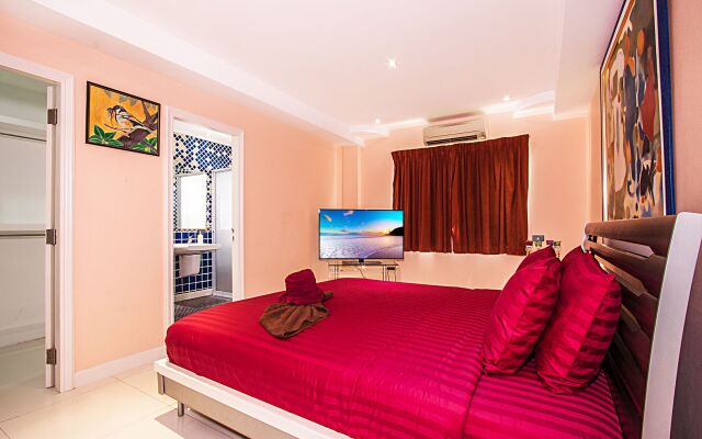 Pratumnak Argyle Villa 8 Beds