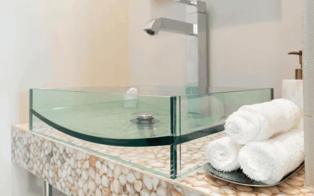 TESS Penthouse Deluxe DS11