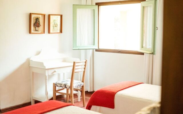 Estancia Anastasio by Folk