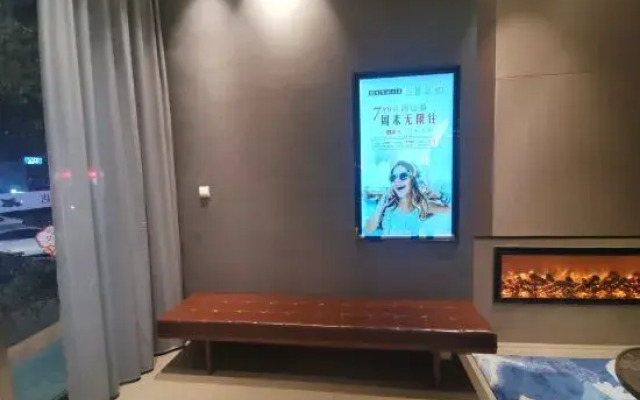 Homeinn·neo(Shiyan Wuyan Pedestrian Street Hong Kong City)