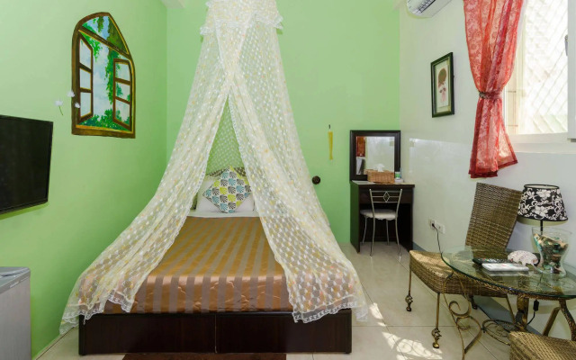 Yan Hai De Dai B&B