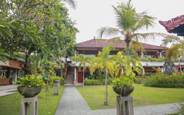 The Cakra Hotel