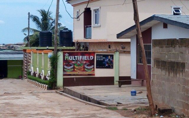 Multifield Hotel & Suites
