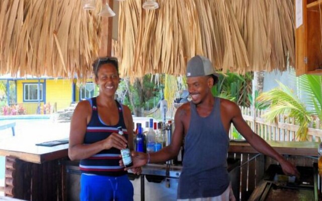 Maya Breeze Inn
