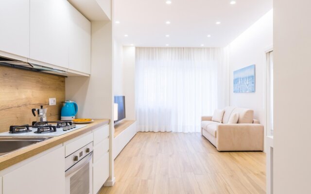 Style House in Naples by Wonderful Italy