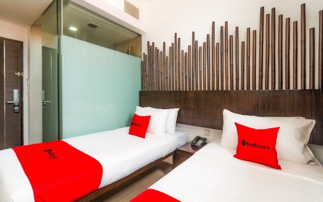 RedDoorz Premium @ Serangoon (SG Clean, Staycation Approved)