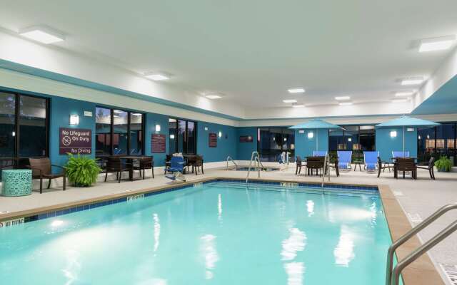 Hampton Inn & Suites Marshalltown