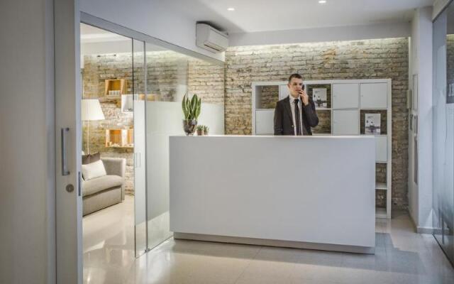 Eric Vökel BCN Suites