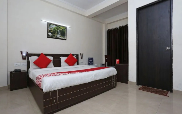 OYO 6540 Tirupati Residency