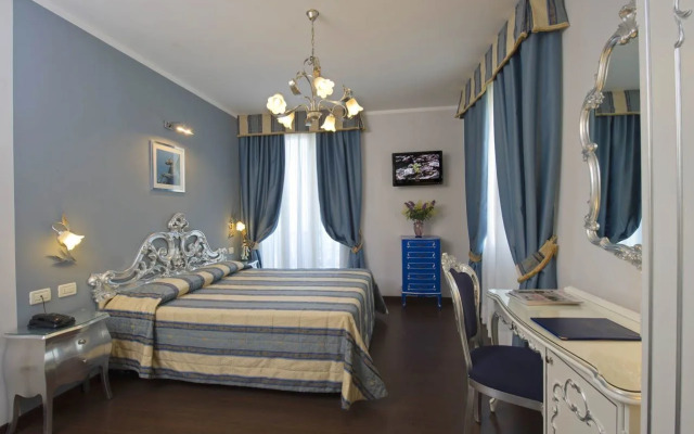 Viktoria Palace Hotel