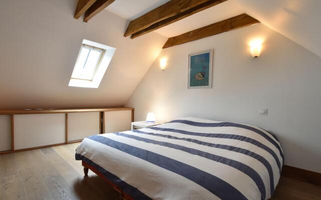 Heritage Mansion in Brittany with Terrace