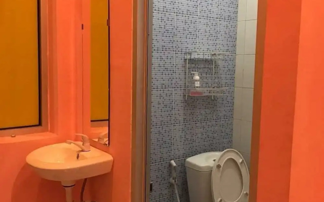 Roomz Budget
