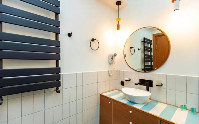 Stylish 2BR apt w huge terrace in Old Tbilisi