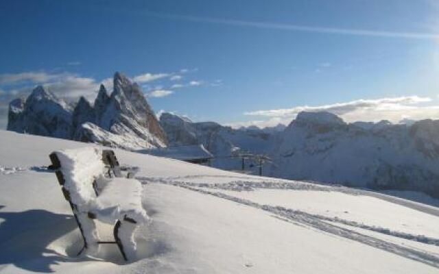 Apartments Dolomie