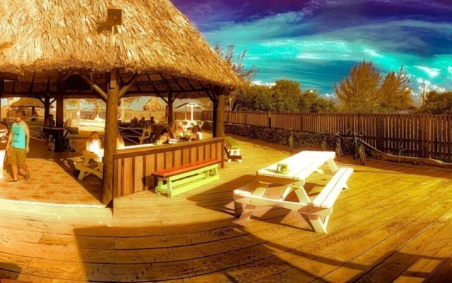 The Venue - Utila