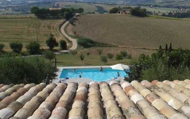 Family Villa, Pool and Country Side Views, Italy