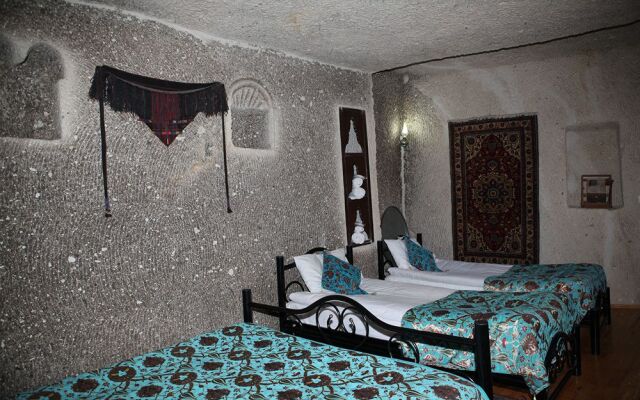 Elif Star Cave Hotel