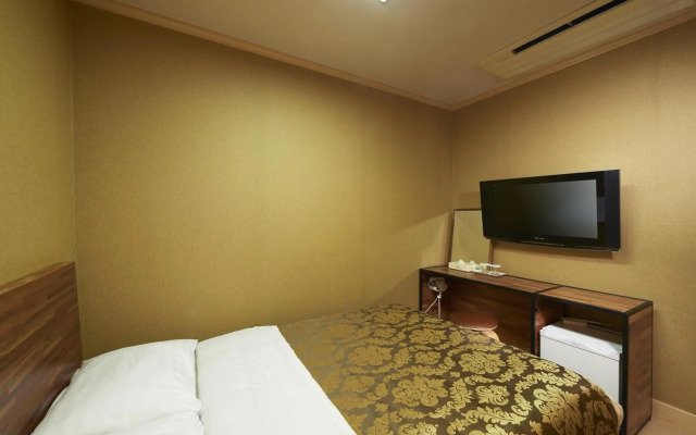 Noble Tourist Hotel Insadong