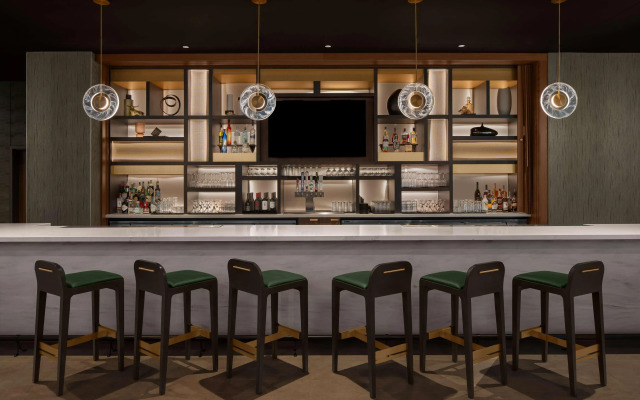 Embassy Suites By Hilton Madison Downtown
