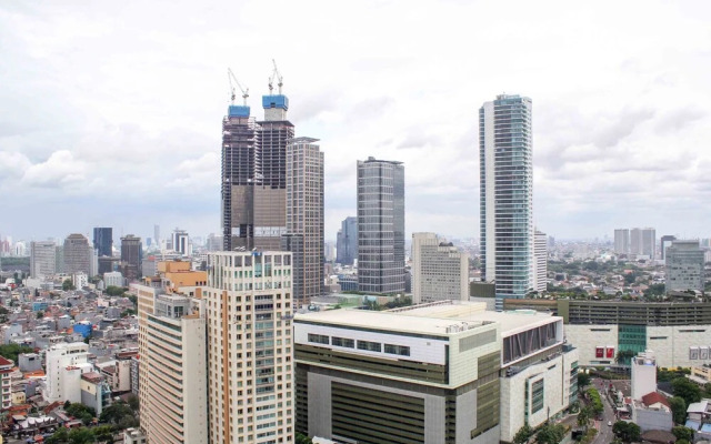 Gorgeous And Strategic 2Br Apartment At Thamrin Residence