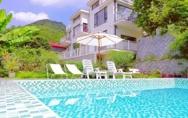 Moganshan  Flower path Homestay