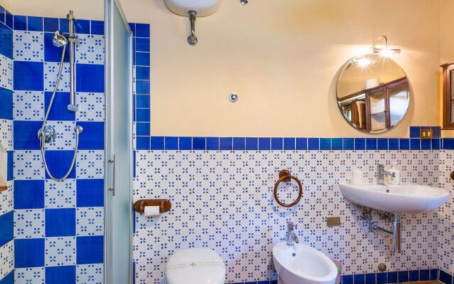 House Joie Pomarance