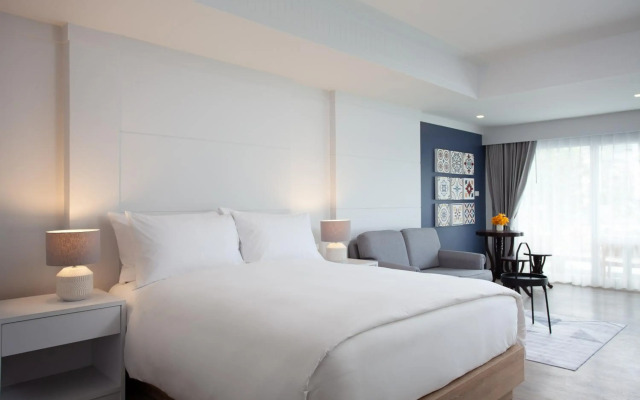 Anona Beachfront Phuket Resort