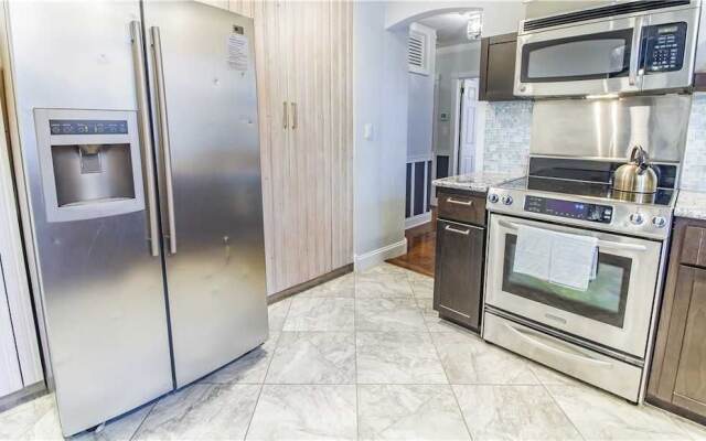 Sea Biscuit - Three Bedroom Home