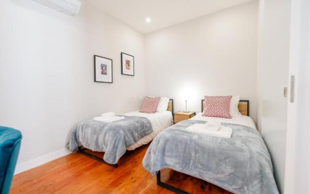 Fanqueiros 196 - Center City Apt