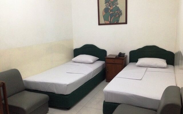 Henny Executive Homestay