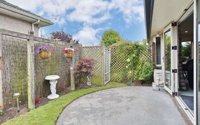 Russley Hideaway CHC Holiday Homes