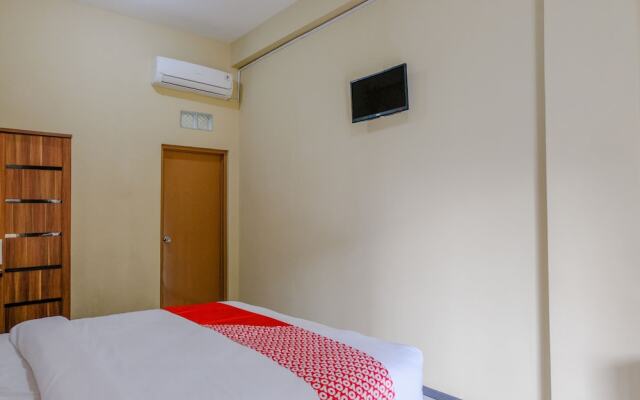 Uniga Malang Family Residence by OYO Rooms