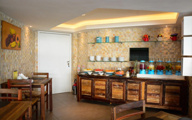 Kings Flat Hotel Ponta Negra Waterfront