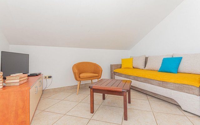 Awesome Apartment in Primosten With Wifi and 1 Bedrooms