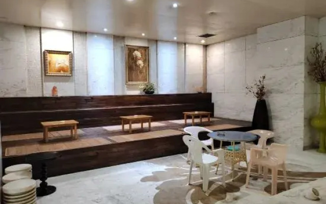 Jinbi Spa Club