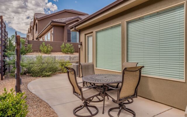 Zion's Point 3 Bedroom Apts by RedAwning