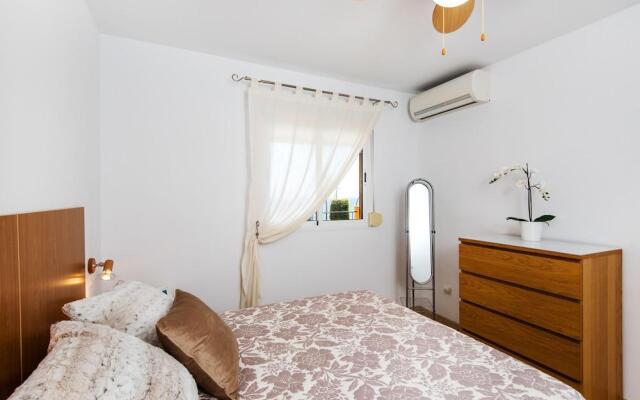 RentAndHomes Carvajal Playa