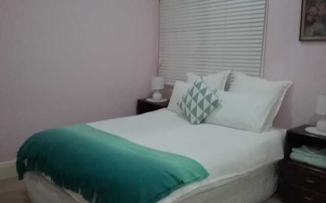 Langley Cottage B & B