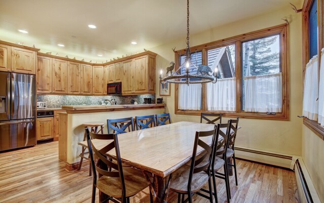 The Perfect Large Family 3 Bedroom Condo by RedAwning